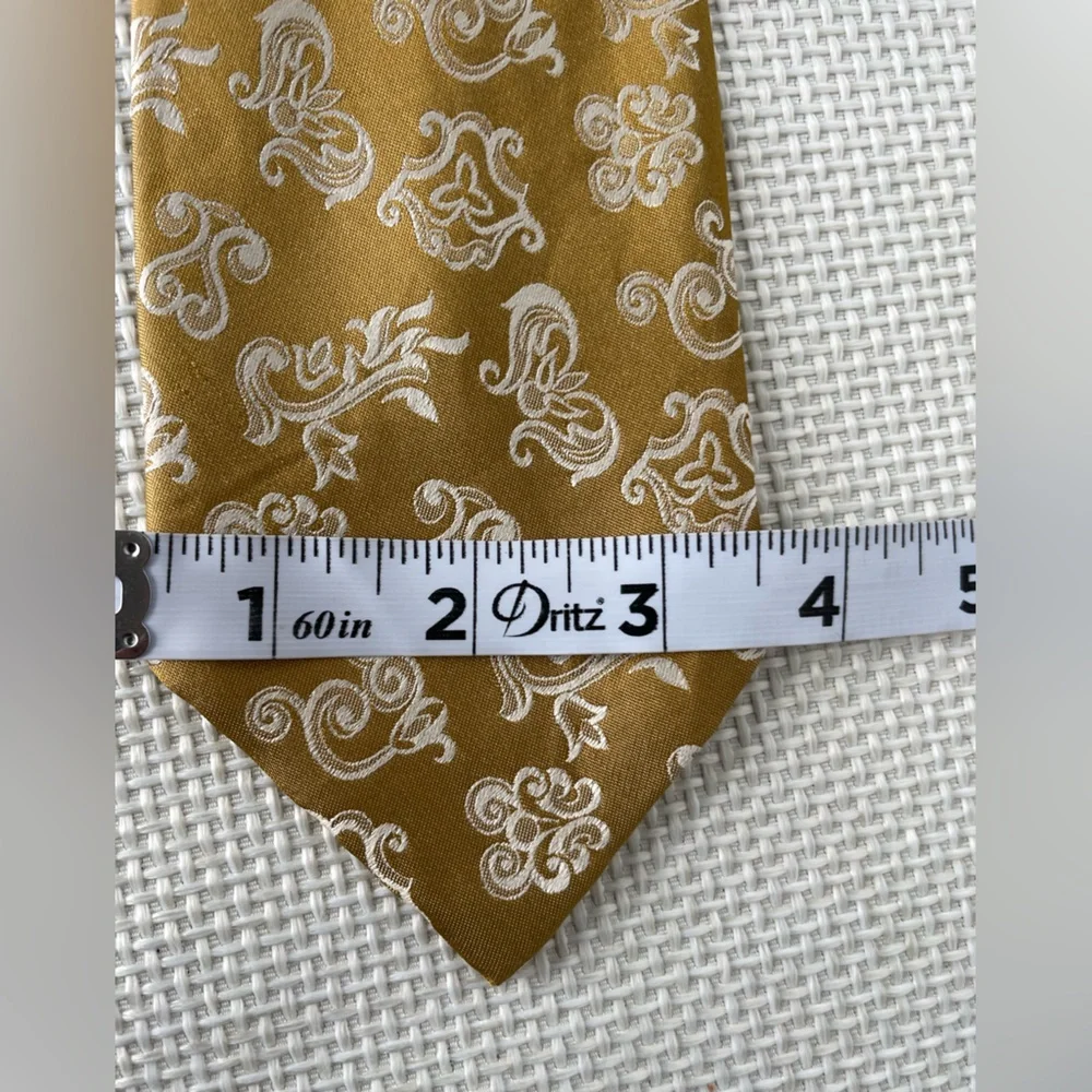 Yves Saint Laurent vintage yves